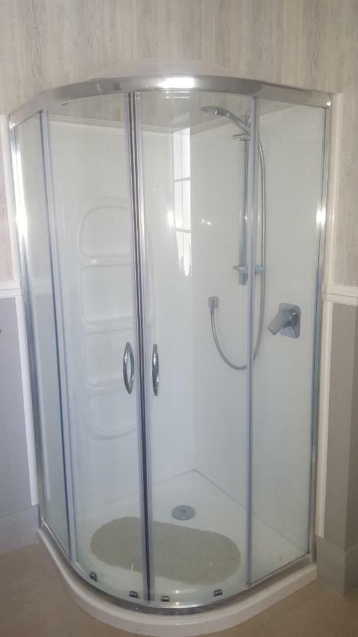 64Lewis Apartman Invercargill Kültér fotó